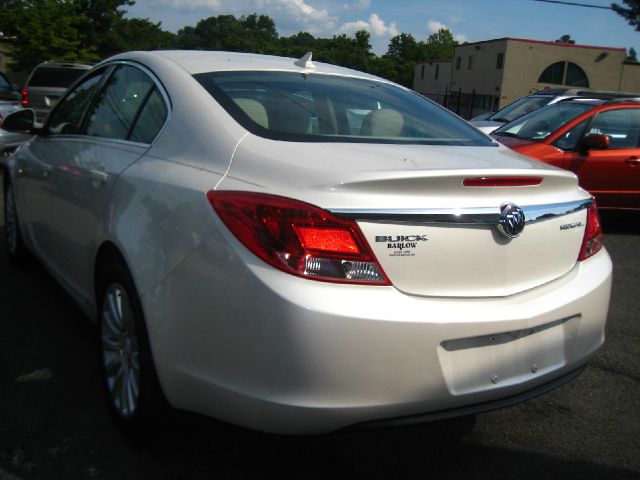 2012 Buick REGAL Base