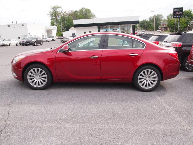 2013 Buick REGAL Passion Hatchback Coupe 2D