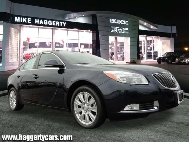 2013 Buick REGAL Unknown