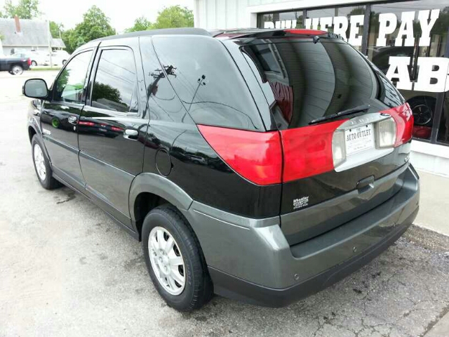 2002 Buick Rendezvous GS 460 Sedan 4D