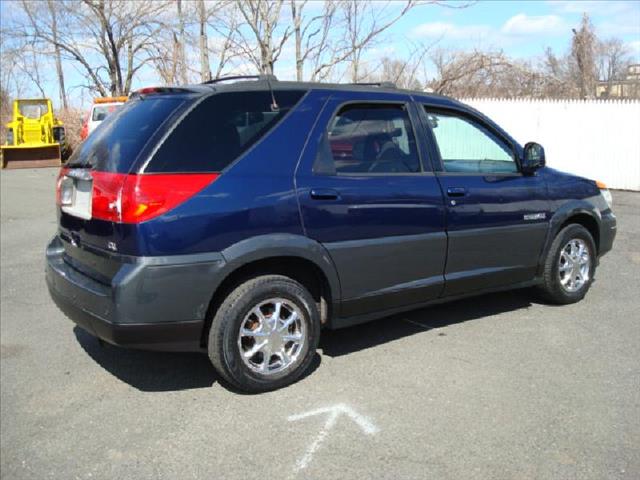 2002 Buick Rendezvous GS 460 Sedan 4D