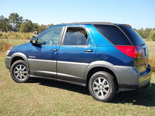 2002 Buick Rendezvous GS 460 Sedan 4D