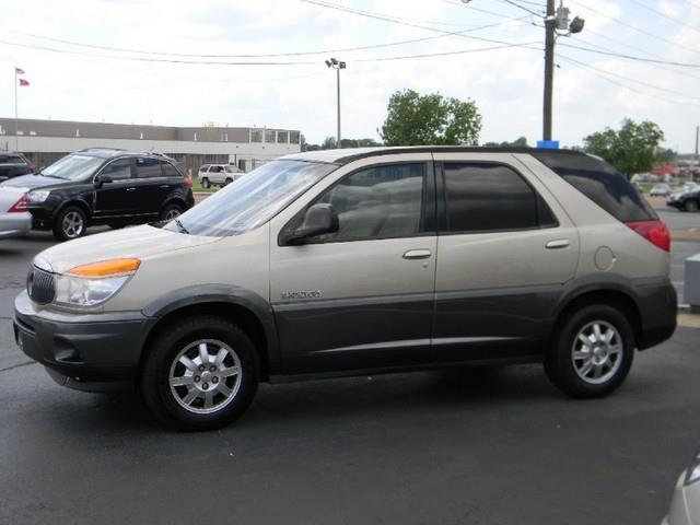 2003 Buick Rendezvous GS 460 Sedan 4D