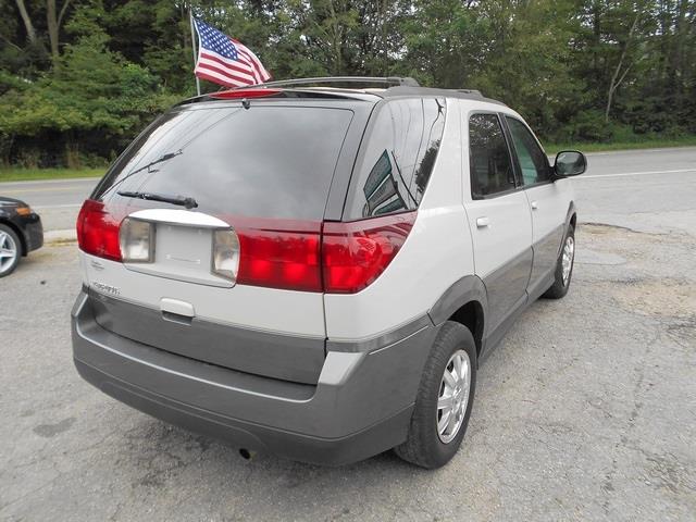 2004 Buick Rendezvous GS 460 Sedan 4D