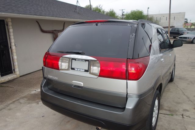 2005 Buick Rendezvous GS 460 Sedan 4D