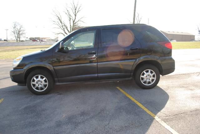 2005 Buick Rendezvous GS 460 Sedan 4D