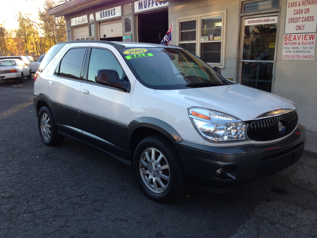 2005 Buick Rendezvous GS 460 Sedan 4D