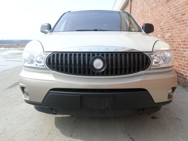 2005 Buick Rendezvous GS 460 Sedan 4D