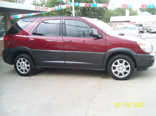 2005 Buick Rendezvous GS 460 Sedan 4D