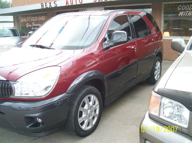 2005 Buick Rendezvous GS 460 Sedan 4D