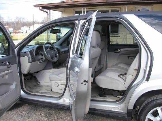 2006 Buick Rendezvous GS 460 Sedan 4D