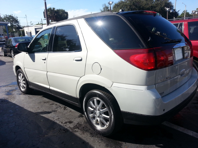 2006 Buick Rendezvous GS 460 Sedan 4D