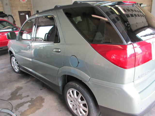 2006 Buick Rendezvous GS 460 Sedan 4D