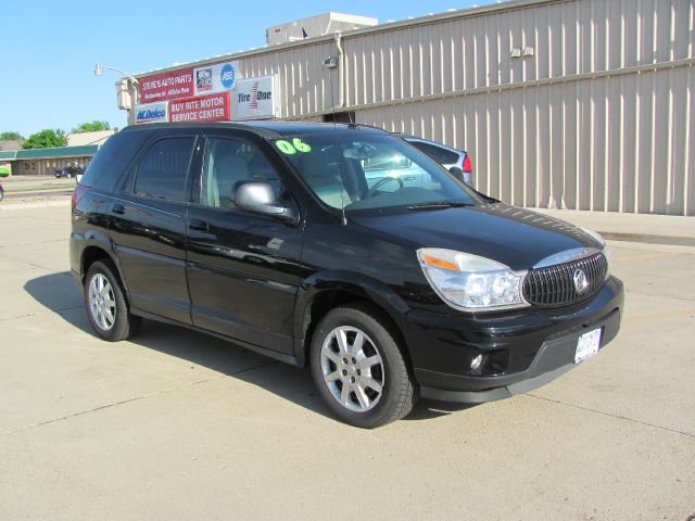 2006 Buick Rendezvous GS 460 Sedan 4D