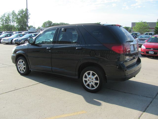 2006 Buick Rendezvous GS 460 Sedan 4D