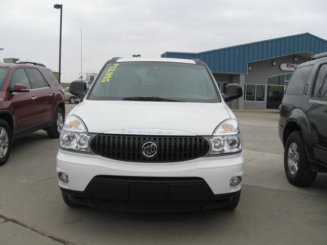 2006 Buick Rendezvous GS 460 Sedan 4D