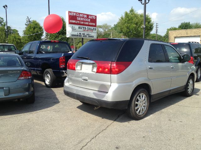 2007 Buick Rendezvous GS 460 Sedan 4D