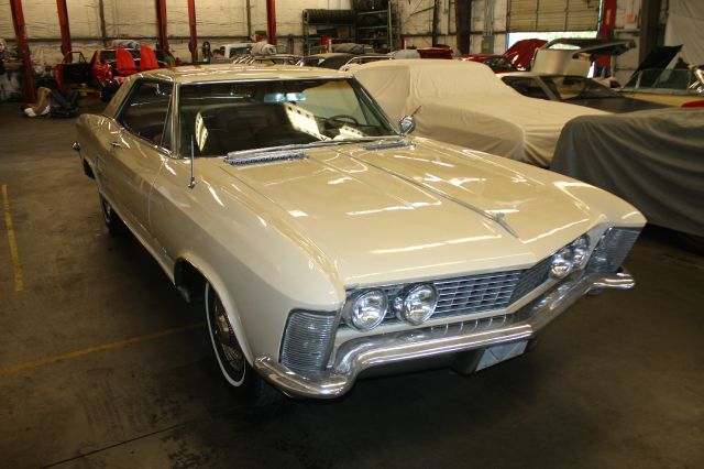 1964 Buick Riveria Quad Cab With 8 Bed