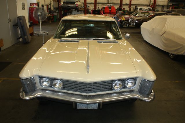 1964 Buick Riveria Quad Cab With 8 Bed