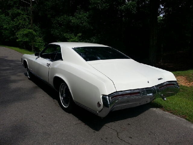 1968 Buick Riviera Unknown