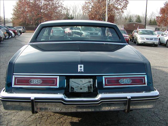 1982 Buick Riviera GT Premium