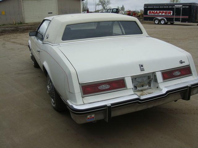 1983 Buick Riviera Unknown