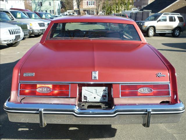 1985 Buick Riviera Base