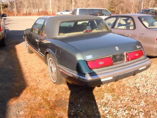 1992 Buick Riviera Base