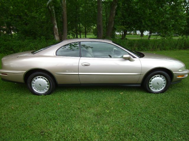 1995 Buick Riviera GT Premium