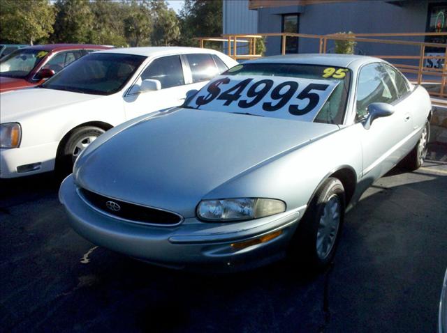 1995 Buick Riviera Unknown