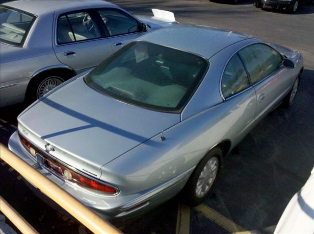 1995 Buick Riviera Unknown