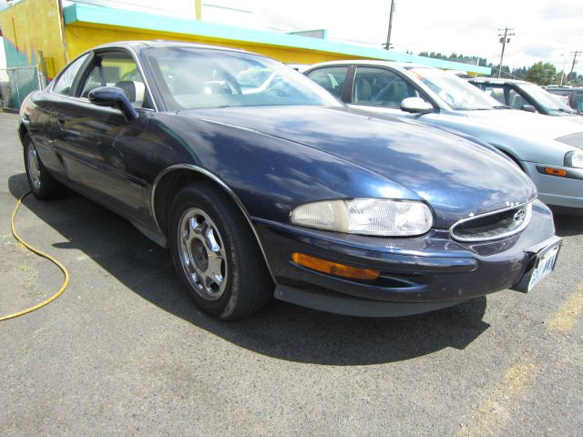 1998 Buick Riviera GT Premium