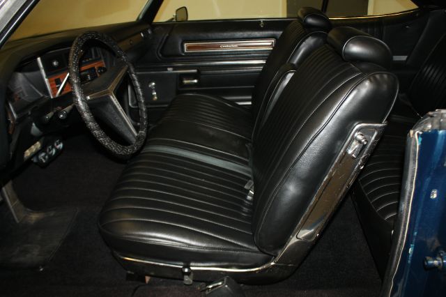 1971 Buick Roadmaster XLT 3 Row Seat