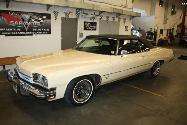 1973 Buick Roadmaster LT Z71 Off-road