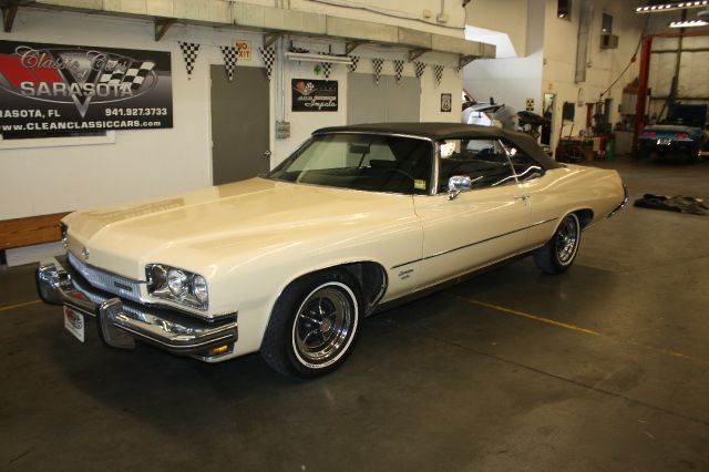 1973 Buick Roadmaster LT Z71 Off-road