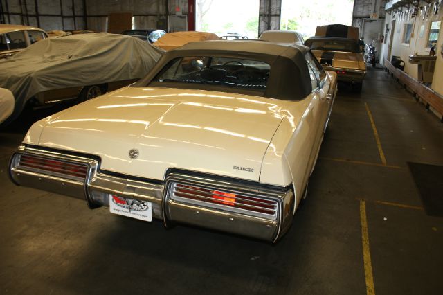 1973 Buick Roadmaster LT Z71 Off-road