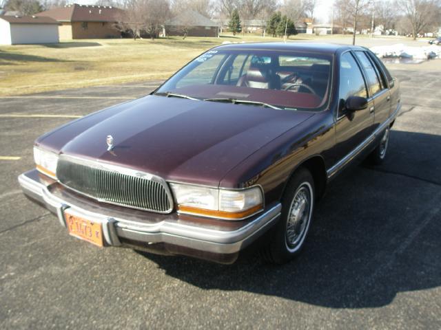 1993 Buick Roadmaster SLT 25