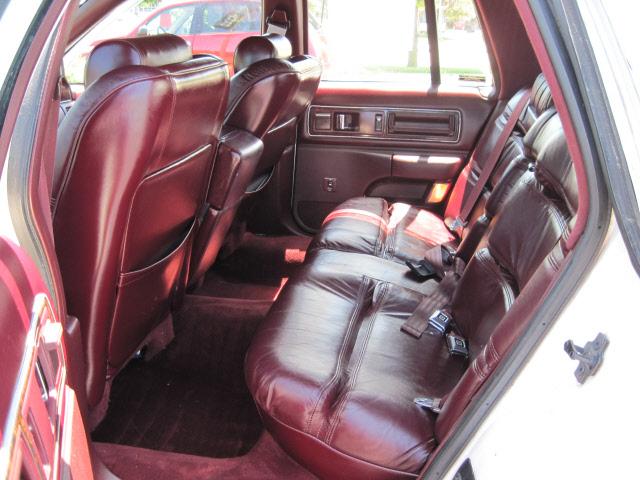 1993 Buick Roadmaster SLT 25