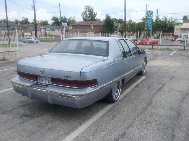 1995 Buick Roadmaster Base