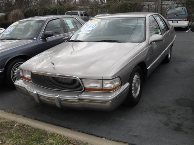 1995 Buick Roadmaster Base