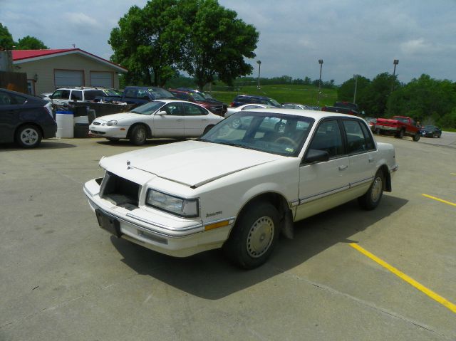 1989 Buick Skylark SLE 2WD Coupe