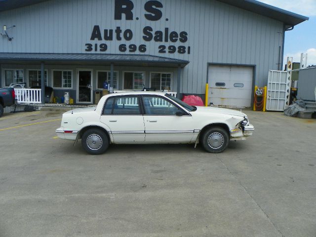 1989 Buick Skylark SLE 2WD Coupe