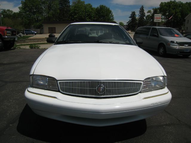 1996 Buick Skylark SLE1 2WD