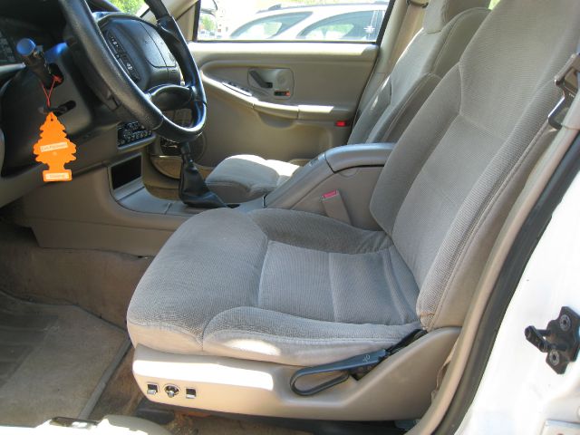 1996 Buick Skylark SLE1 2WD