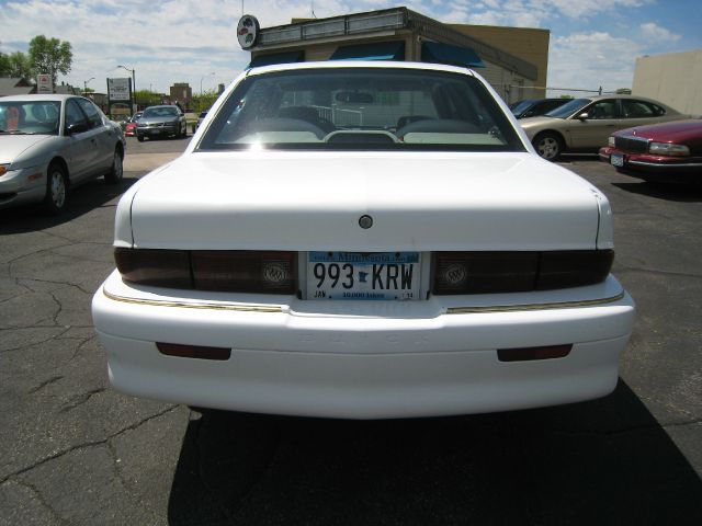 1996 Buick Skylark SLE1 2WD