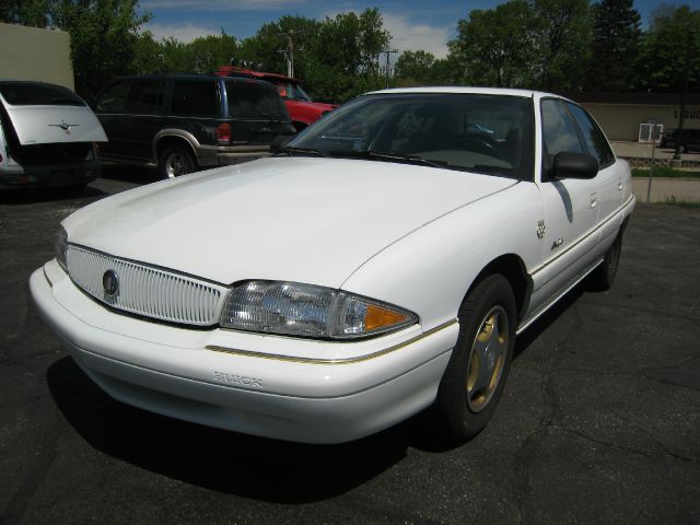 1996 Buick Skylark SLE1 2WD