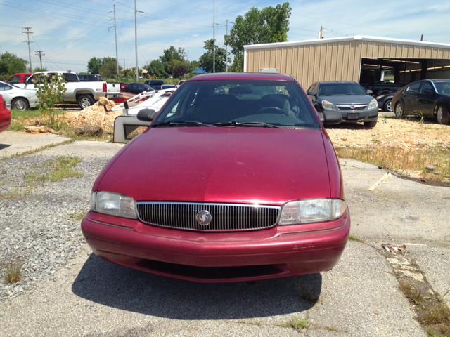 1996 Buick Skylark 4dr Sdn GXE Auto