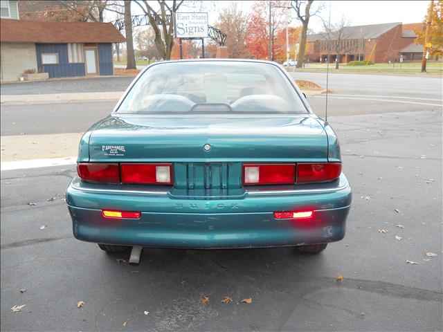 1997 Buick Skylark 14 Box MPR