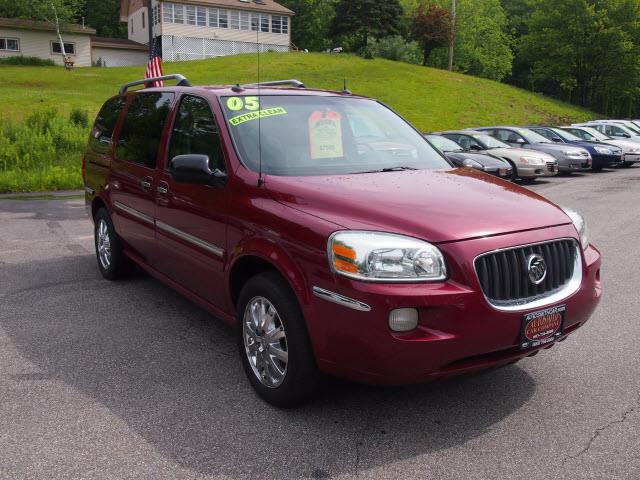 2005 Buick Terraza All The Whistlesbells