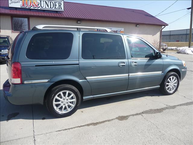 2005 Buick Terraza All The Whistlesbells